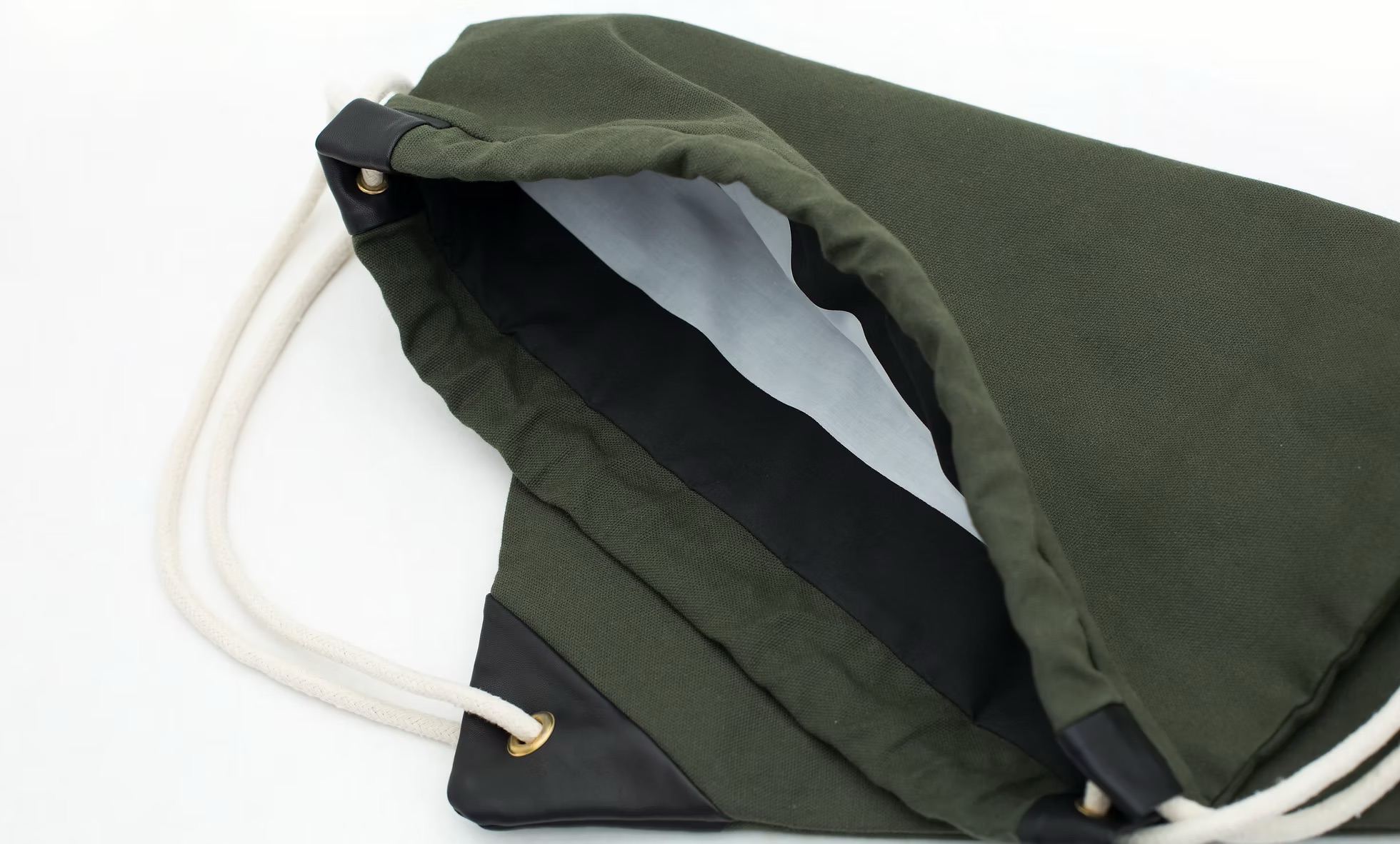 willoughby dark green canvas drawstring bag handmade in brooklyn